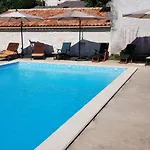 度假居 Maison De Lafenestre *