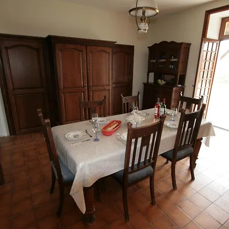 Maison De Lafenestre * Saint-Maigrin